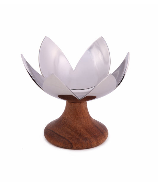 Lotus Blossom - Chrome