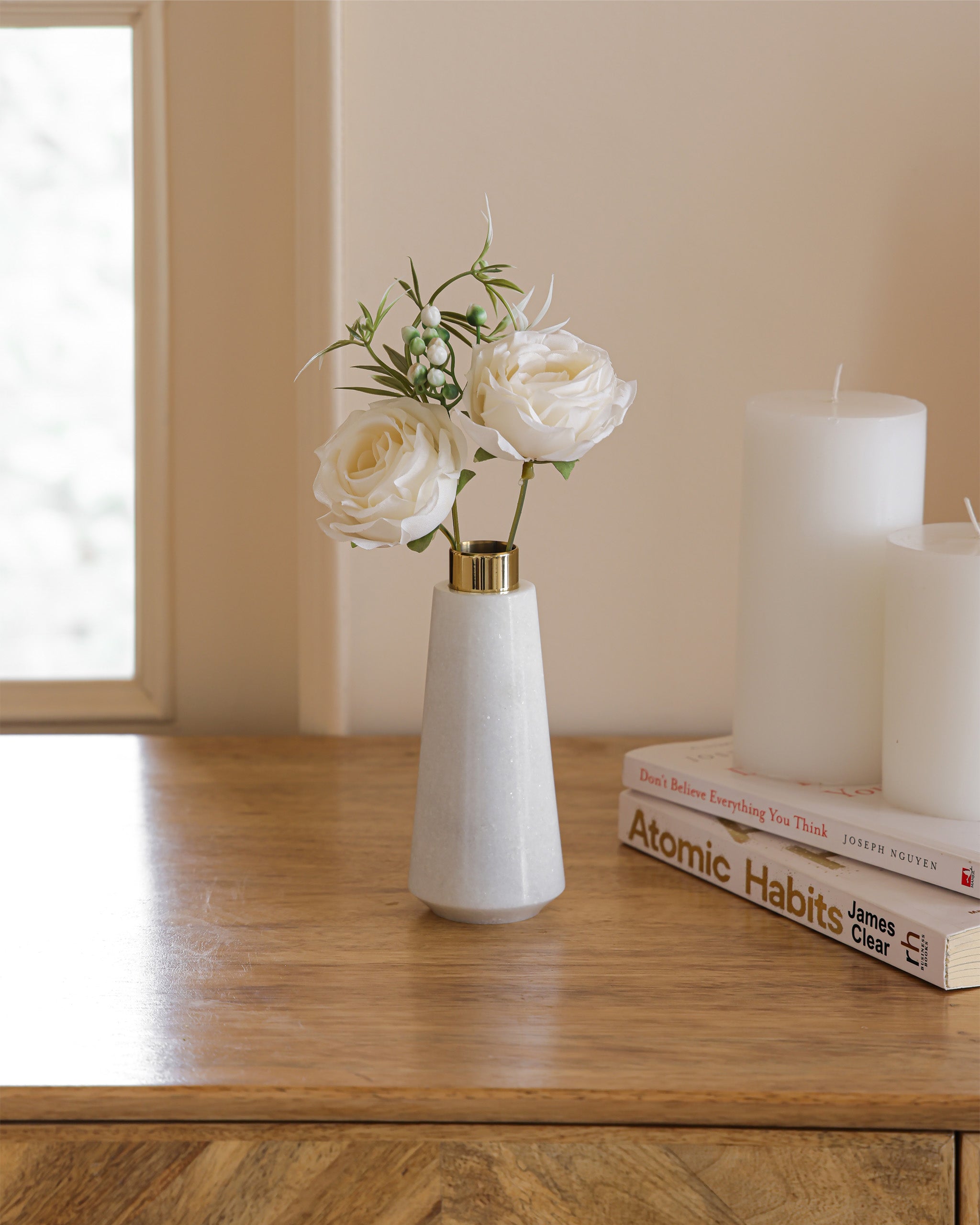 Bud Vase (White)