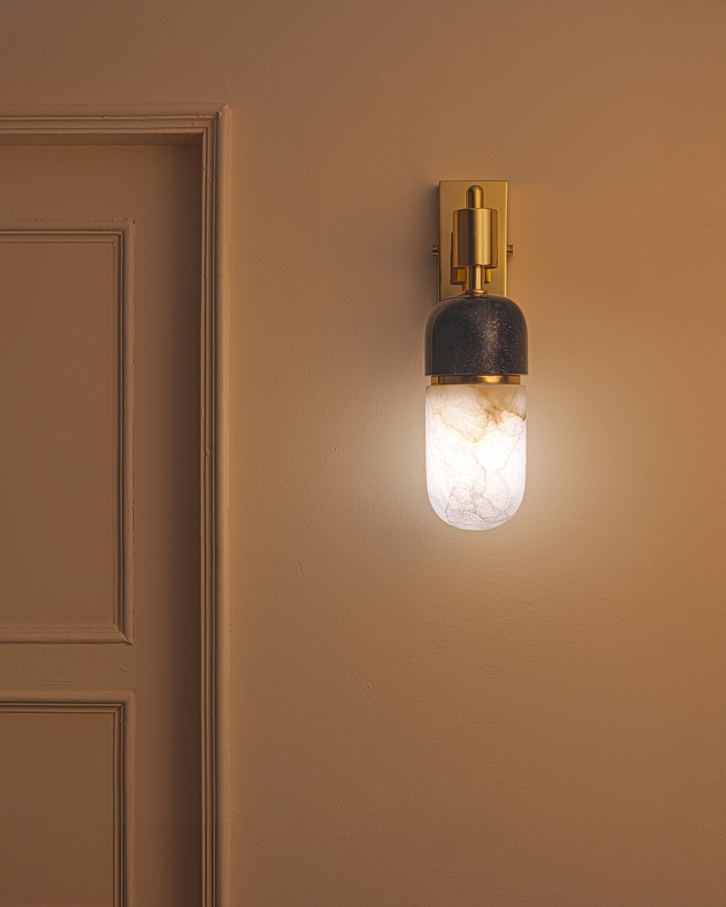 Capsule Wall Light