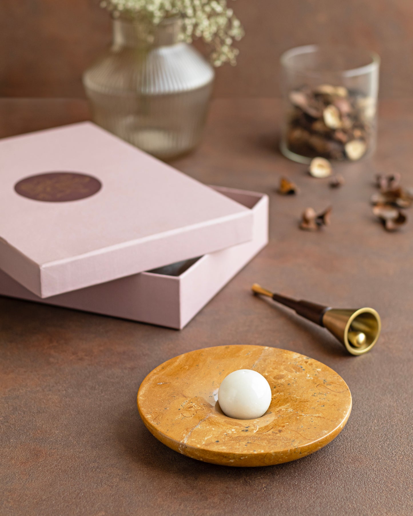 Kaori + Stepbell _ Gift Box